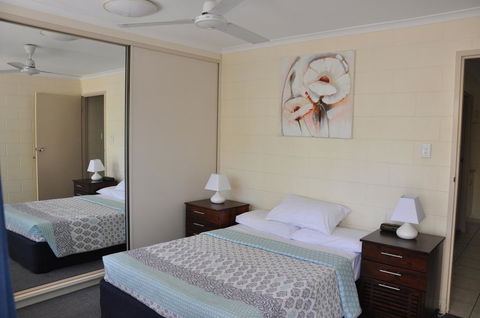 Palm Waters Holiday Villas - Surfers Paradise Gold Coast 3