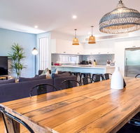 Pandanas Apartments 17A - Mollymook Beach - Surfers Paradise Gold Coast