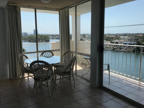 Panorama Tower Riverfront Apartments - Surfers Paradise Gold Coast 3