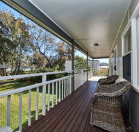 Paradise Bungalow Waterfront - Surfers Paradise Gold Coast