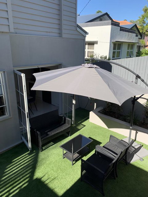 Park Avenue Hideaway For 4 Auchenflower Brisbane - Surfers Paradise Gold Coast 2