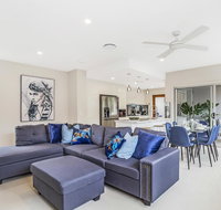 Park Avenue Luxe Townhouse Brand New Sleeps 9 - Surfers Paradise Gold Coast