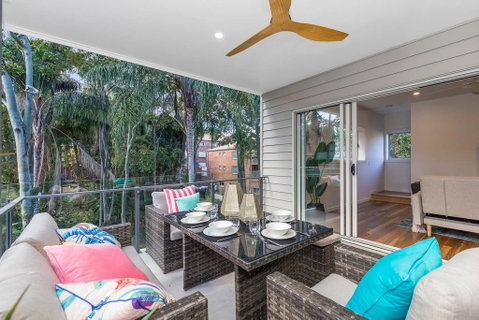 Park Avenue Townhouse Retreat Brisbane Sleeps 10 - Surfers Paradise Gold Coast 2