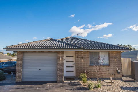 PEACEFUL 2Kingbed RootyHill Townhouse Near Station - Surfers Paradise Gold Coast 2