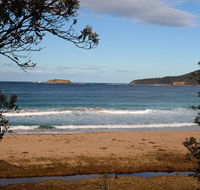 Pebbly Beach Shacks - Surfers Paradise Gold Coast