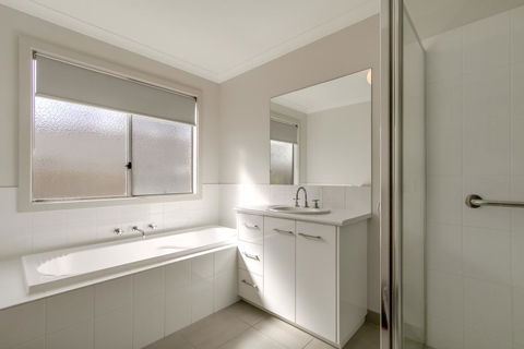 Pelican House - Surfers Paradise Gold Coast 3