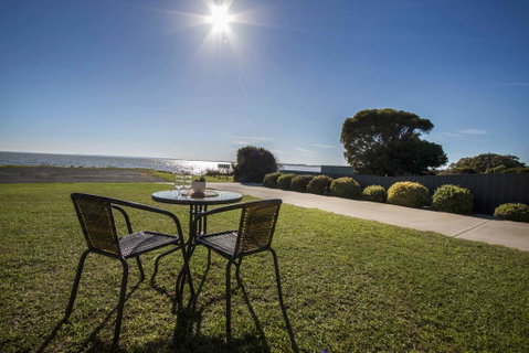 Pelican Perch Retreat - Surfers Paradise Gold Coast 3