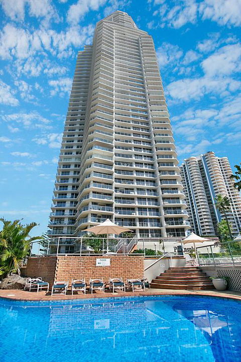 Peninsula Apartments By GCHS - Surfers Paradise Gold Coast 3