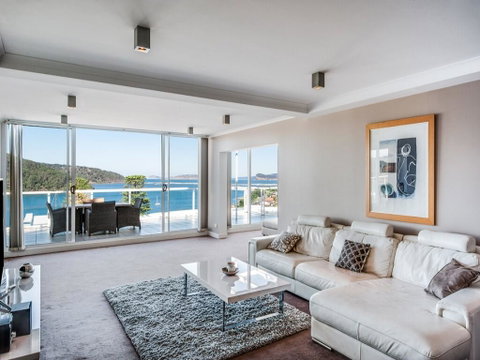 Penthouse 707 - 4 Bedroom Oceanview Penthouse - Surfers Paradise Gold Coast 0