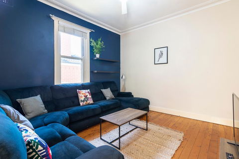 PET FRIENDLY FAMILY HOME WILLOUGHBY - Surfers Paradise Gold Coast 0