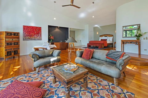 Pethers Rainforest Retreat - Surfers Paradise Gold Coast 1