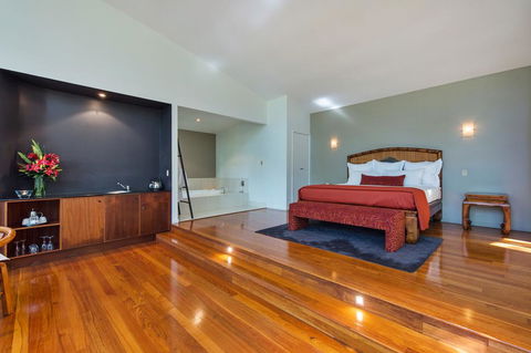 Pethers Rainforest Retreat - Surfers Paradise Gold Coast 3