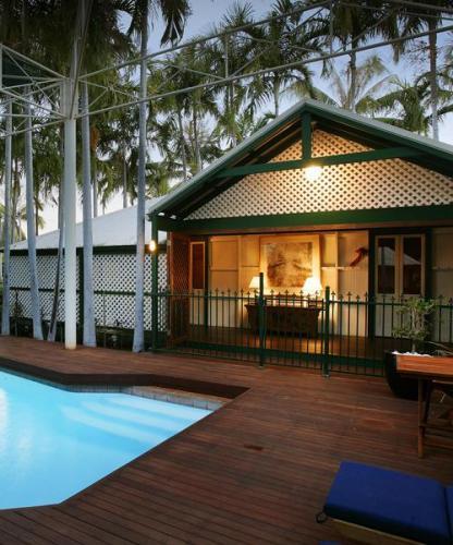 Pinctada McAlpine House - Surfers Paradise Gold Coast 3