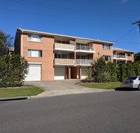 Poinciana Mews - Surfers Paradise Gold Coast