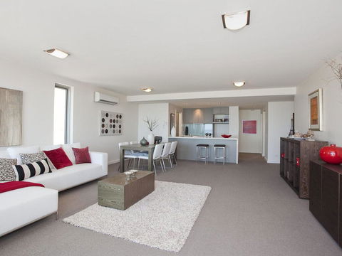 POINT GREY APARTMENT 14 - The Point - Surfers Paradise Gold Coast 3