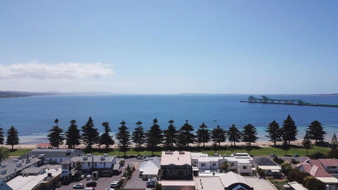 Port Lincoln Foreshore Apartments - Surfers Paradise Gold Coast 1