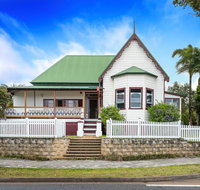 Port Macquarie Backpackers - Surfers Paradise Gold Coast