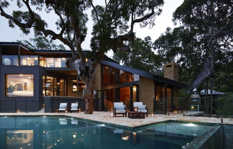 Pretty Beach House - Surfers Paradise Gold Coast 1