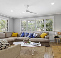 Pure Salt - beach house with pool 300m to beach - Surfers Paradise Gold Coast
