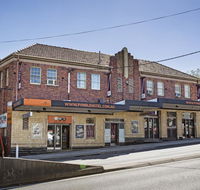 Pymble Hotel - Surfers Paradise Gold Coast