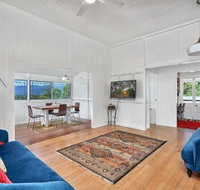 Quaint Cottage In The Edge - Surfers Paradise Gold Coast