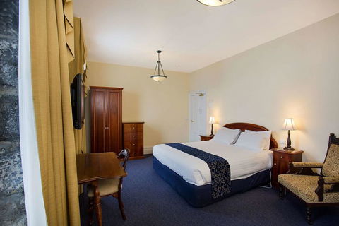 Quality Hotel Bentinck - Surfers Paradise Gold Coast 3