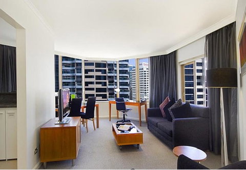Quay West 1908 - Surfers Paradise Gold Coast 1