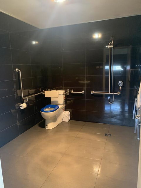 Queens Arms Hotel - Surfers Paradise Gold Coast 1