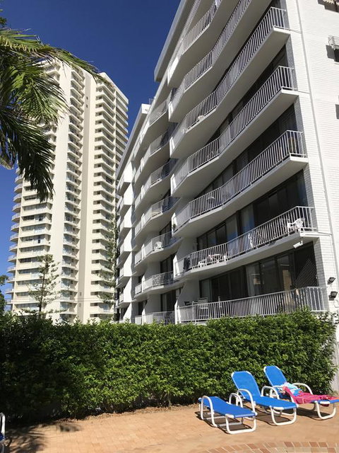 Queensleigh Holiday Apartments - Surfers Paradise Gold Coast 3