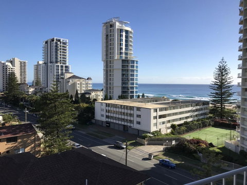 Queensleigh Holiday Apartments - Surfers Paradise Gold Coast 2