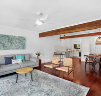 Quiet Waterfront Retreat in Family Neighbourhood - Surfers Paradise Gold Coast