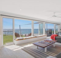 Rainbows End - soaring views north to Gerroa - Surfers Paradise Gold Coast