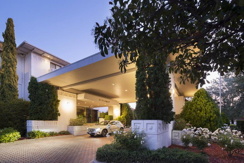 Ramada Diplomat Canberra - Surfers Paradise Gold Coast 0