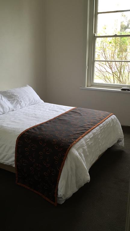 Rand Hotel - Surfers Paradise Gold Coast 2
