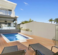 Ray of Sunshine - Surfers Paradise Gold Coast