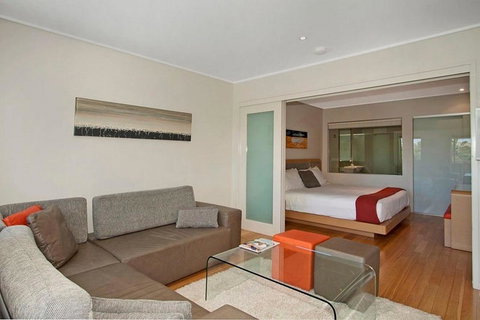 RESORT & SPA KINGSCLIFF 5212/13 - Surfers Paradise Gold Coast 2