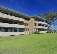 Right on the sands at Little Beach and walk to the heart of Nelson Bay - Surfers Paradise Gold Coast