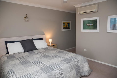 Riverside Haven - Boating, Fishing, Beach, Cafes In Walking Range - Surfers Paradise Gold Coast 3