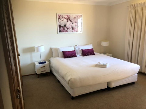 Robin Hill Views - Surfers Paradise Gold Coast 0