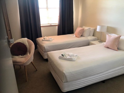 Robin Hill Views - Surfers Paradise Gold Coast 1