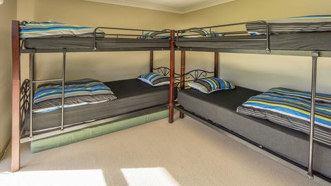 Rosemary Avenue 48 Bawley Point - Surfers Paradise Gold Coast 3