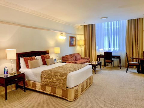 Royal Albert Hotel - Surfers Paradise Gold Coast 1