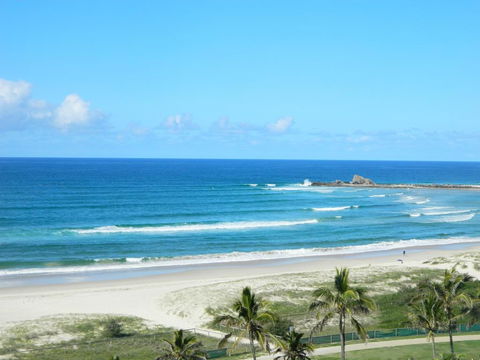 Royal Palm Resort On The Beach - Surfers Paradise Gold Coast 1