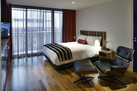 Salamanca Wharf Hotel - Surfers Paradise Gold Coast 2