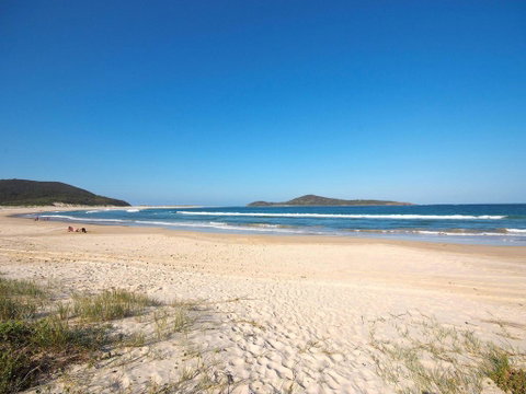 Salt Water @ Fingal Bay - Surfers Paradise Gold Coast 3