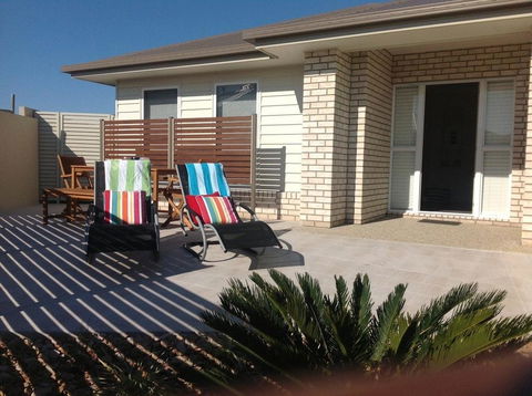 SALTY PAUSE @ BONDI HOUSE - Surfers Paradise Gold Coast 3