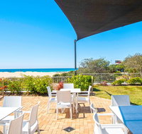 Sandcastles On Currumbin Beach - Surfers Paradise Gold Coast