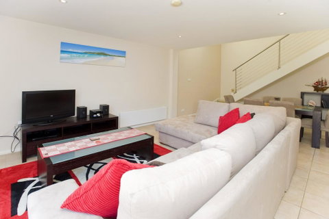 Sandcastles Unit 18 - Fingal Bay - Surfers Paradise Gold Coast 3