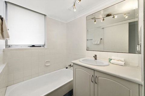 Sandpiper Broadbeach - Surfers Paradise Gold Coast 2