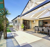 Sandy Bottom - Pet Friendly - 3 Min Walk to Beach - Surfers Paradise Gold Coast